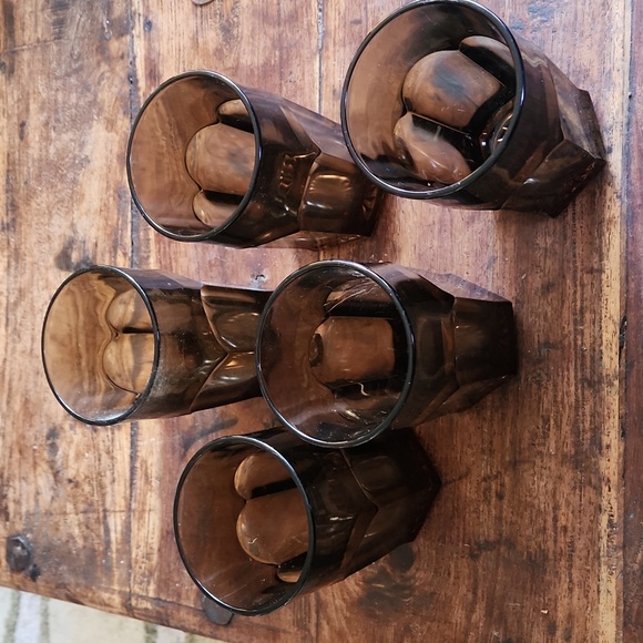 Drinking Glasses. - Picture 6 of 6